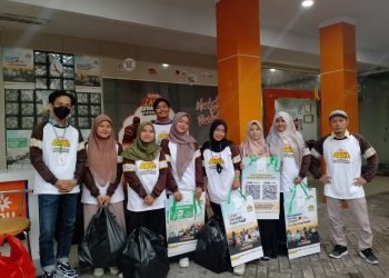 Polres Lamteng Tebar 350 Takjil di Tugu Pepadun
