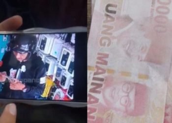 Warga Amankan Pria Sumsel Kepergok Top Up Dana Pakai Uang Mainan