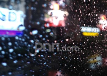 Surabaya Siang Ini: Potensi Gerimis Melanda