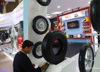 Direksi Astra Otoparts Mundur