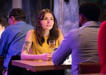 Red Flag Phrases: Expert Reveals 4 First Date Dealbreakers