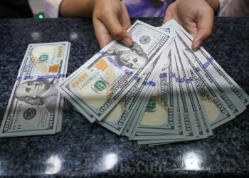 BlackRock Batasi Dana HLEND, Investor Tarik Besar-besaran