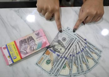 Rupiah Terjun Bebas: Rekor Terlemah Sepanjang Masa di Rp17.000/USD