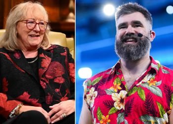 Donna Kelce’s Viral Headlines: Jason’s Hilarious Take