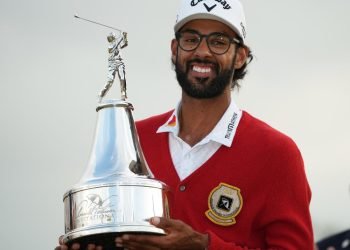 Akshay Bhatia denies Berger in playoff to win Arnold Palmer Invitational