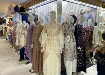 STC Pekanbaru Membludak: Gamis “Bini Orang” Laris Manis