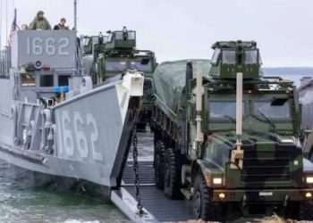 KRI Tripoli: Ribuan Marinir AS Lintasi Selat Malaka Menuju Iran