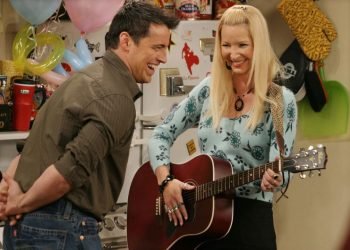 Friends gave me everything – Lisa Kudrow reveals why she can’t stop talking about her ‘Friends’ role