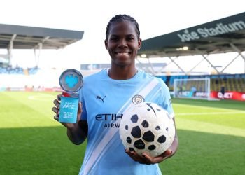 Shaw’s hat-trick propels Man City toward WSL glory