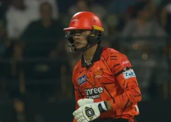 SRH Opener Sharma’s Slog Fall: Fans React to Early IPL Exit