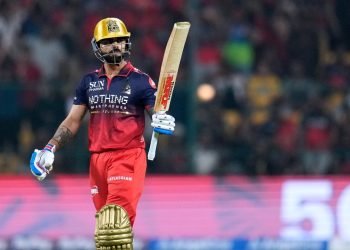 Kohli, Padikkal Power RCB to Six-Wicket IPL Victory Over SRH