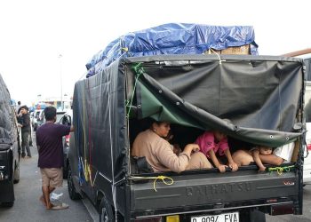 Pikap Angkut Penumpang: Kesalahan Fatal, Aturan Ada di Sini