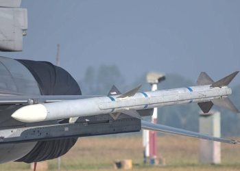 Israel Gempur 40 Pabrik Senjata Iran