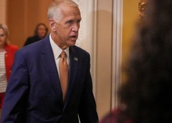 Senator’s Secret Push to Oust Rival Revealed