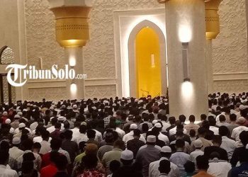 Tarawih Malam ke-12: Wajah Bercahaya Bak Rembulan di Hari Kiamat