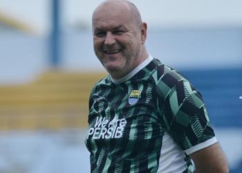 Persib Menggila: Usai Lumat Madura, Persebaya Berikutnya!