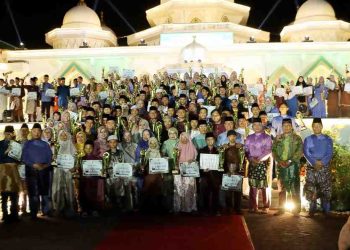 Wakil Ketua I DPRD Batam Hadiri Penutupan MTQH XXXIV, Sagulung Raih Juara Umum