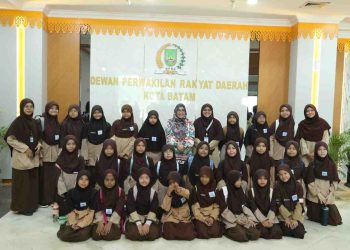 DPRD Kota Batam Terima Kunjungan Edukasi Siswa SDIT Tunas Cendekia, Kenalkan Fungsi Legislatif Sejak Dini