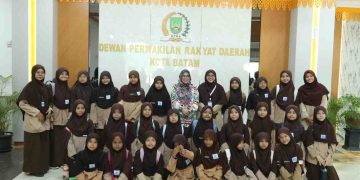DPRD Kota Batam Terima Kunjungan Edukasi Siswa SDIT Tunas Cendekia, Kenalkan Fungsi Legislatif Sejak Dini