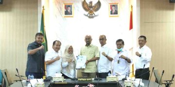 Rapat Koordinasi dengan Pimpinan DPRD, Bapemperda Bahas Revisi Ranperda Pengelolaan Persampahan Jadi Ranperda Kumulatif Terbuka