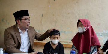 Prabowo Kunjungi Korban Kecelakaan Kereta Bekasi, Pemerintah Janjikan Investigasi Mendalam