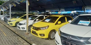 Mobil Bekas untuk Pemula: Matik atau Manual?