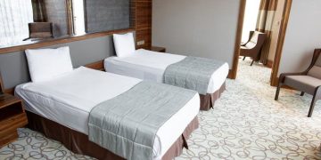 Mengapa Tidak Ada Jam di Kamar Hotel? Ini Jawabannya!