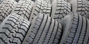 Mengapa Ban Selalu Berwarna Hitam?