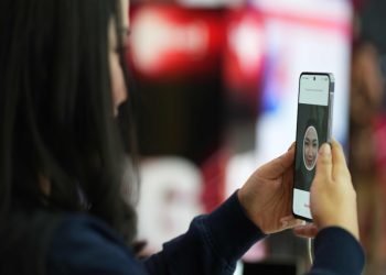 Indeks Bisnis-27 Naik, Saham INDF dan TLKM Paling Menggembirakan