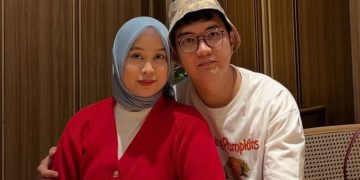 Aldi Taher Berlutut, Air Mata Istri Pecah Saat Ingat Nasib Suami