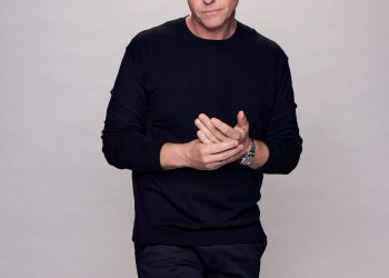 Exclusive: Rodger Corser Drops Hints on The Floor Season 2 Twist