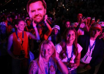 Vance’s tiny crowd at Turning Point draws ridicule