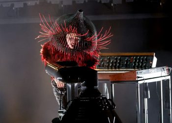 Lady Gaga cancels concert last minute: ‘I feel awful’