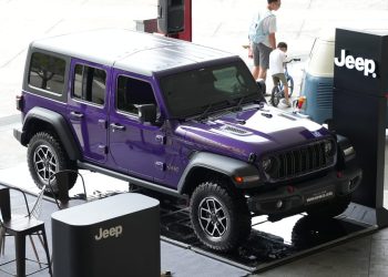 Jeep Wrangler dan Gladiator Hadir dengan Warna Baru, Wanita Akan Tertarik!