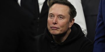 Elon Musk’s troubled kids threaten Wall Street ambitions