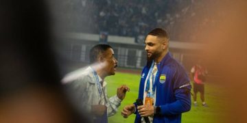 Untuk gelar juara, Persib harus menang 6 laga terakhir
