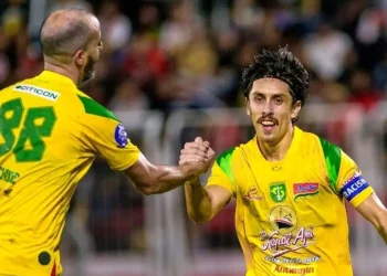 Jadwal Arema FC vs Persebaya Surabaya: Laga Legendaris di Stadion Kapten I Wayan Dipta Bali!