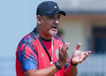 Marcos Santos Ungkap Rahasia Tahan Strategi Bernardo Tavares! Arema FC Siap Kalahkan Persebaya Surabaya