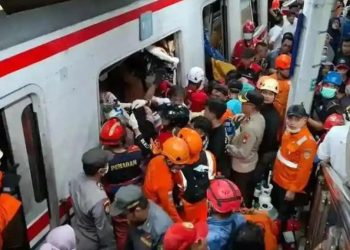 Kecelakaan Kereta Bekasi: 7 Tewas, 81 Terluka, Evakuasi Berlangsung