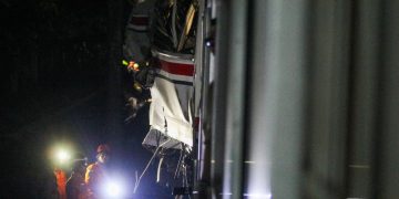 Dua Kereta Surabaya-Jakarta Dibatalkan Akibat Tabrakan di Bekasi