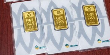 Harga emas Antam melonjak turun Rp 44.000 per gram pada hari ini, April 2026