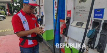 Indef: Penyesuaian Harga BBM Nonsubsidi Sesuai Harga Minyak Global