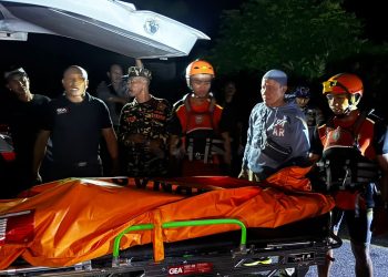 Mayat Tak Dikenal Terdampar di Pantai Savaya, Evakuasi Mencengangkan
