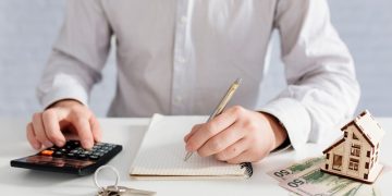 Opini: Pajak di Tengah Ketidakpastian Ekonomi