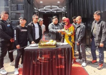 Grand Opening Toko Apparel Tracker Bandung, Dihadiri Ratusan Bikers