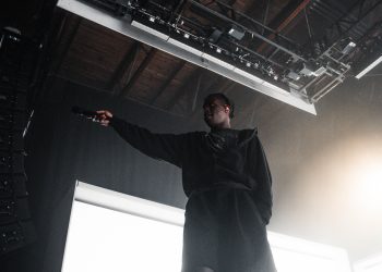 Siapa Daniel Caesar dan Kontribusinya dalam Dunia Musik R&B