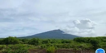 Gunung Lewotolok Lembata Gempa Hembusan 30 Kali, 3 Gempa Vulkanik Dangkal