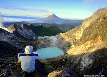 Gunung Sibayak Berastagi, Surga Pendaki dengan Sunrise dan Lautan Awan