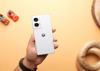 Ulasan Lengkap Moto Edge 50: Spesifikasi, Harga, dan Keunggulan Terbaru