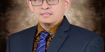 Moh. Shalahuddin, Suami Inayah Wahid, Pengurus Ponpes, Dosen, Lulusan Doktor UGM